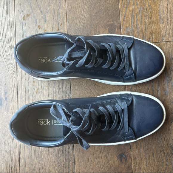 Men's Navy Leather Sneakers - Picture 2 of 4